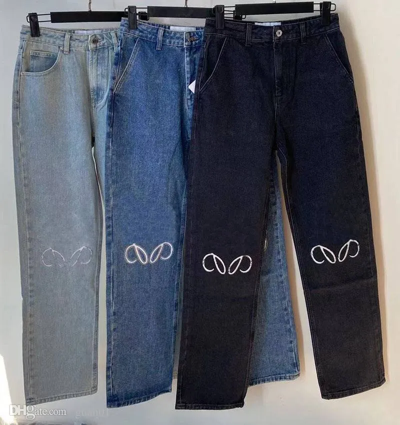 Designer jeans kvinnors jeans ankomster hög midja gata ihålig lapp broderad dekoration avslappnad blå rak denim byxor 230109