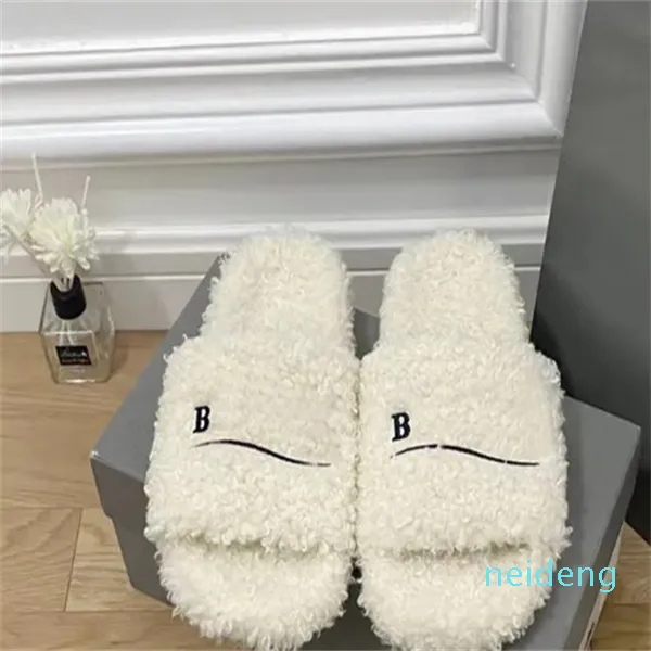 Designer -Men and Women Winter Indoor Plush Slipper Thermal Shoes Slippers Flip-flops 35-45