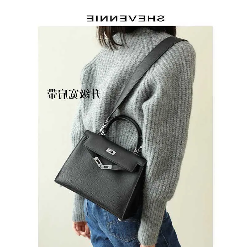 Un buon prodotto Kaily Xue Yunni con tracolla larga in pelle bovina nera opaca con fibbia in argento con occhi chiusi borsa classica versatile per le donne