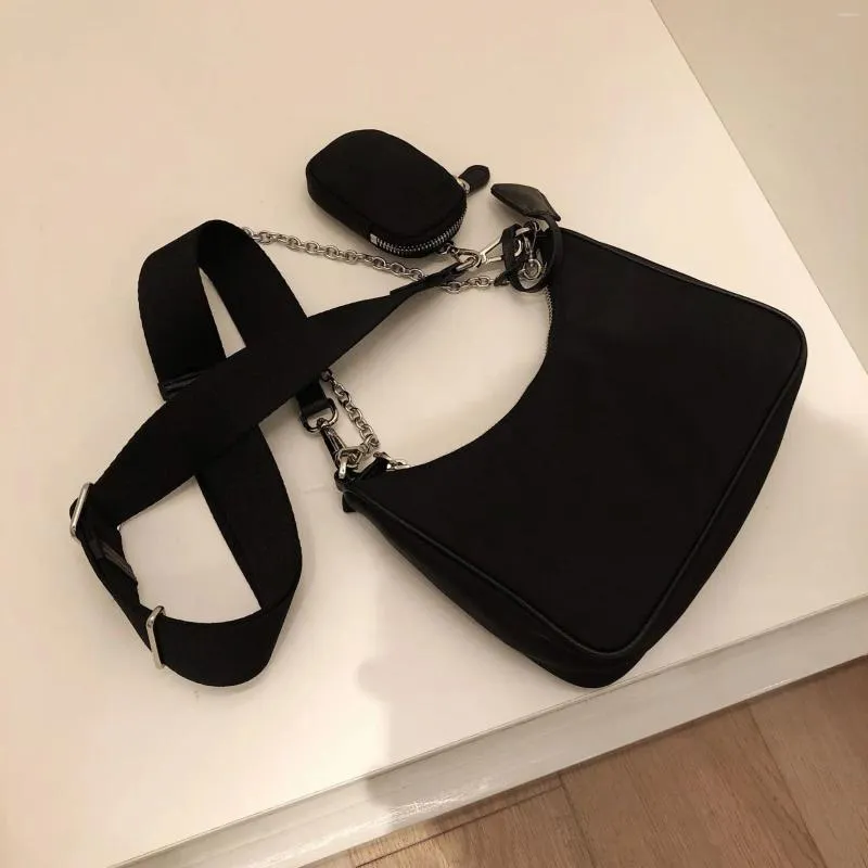 Sacs de soirée Vintage Hobo Underarm Sac à bandoulière Casual Nylon Y2K Chaîne Femmes Sac à main coréen simple tout match dames bandoulière avec sac à main