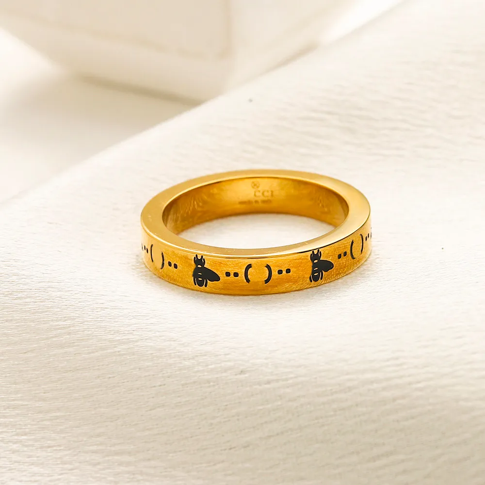 Luksusowy projektant marki pierścień miłosny wzór pszczoły z opakowaniem pudełkowym biżuterię pierścionka podarunkowe Pierdzież przed stalą nierdzewną biżuteria stal nierdzewna nigdy nie zanikała