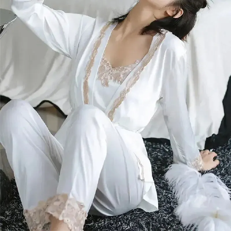Tre 3 stycken Satin Sleepwear Female Sexig spets Silk Pyjamas Set Hollow Out Coat Strap Vest Full Length Pants Robe Gown H650 240108