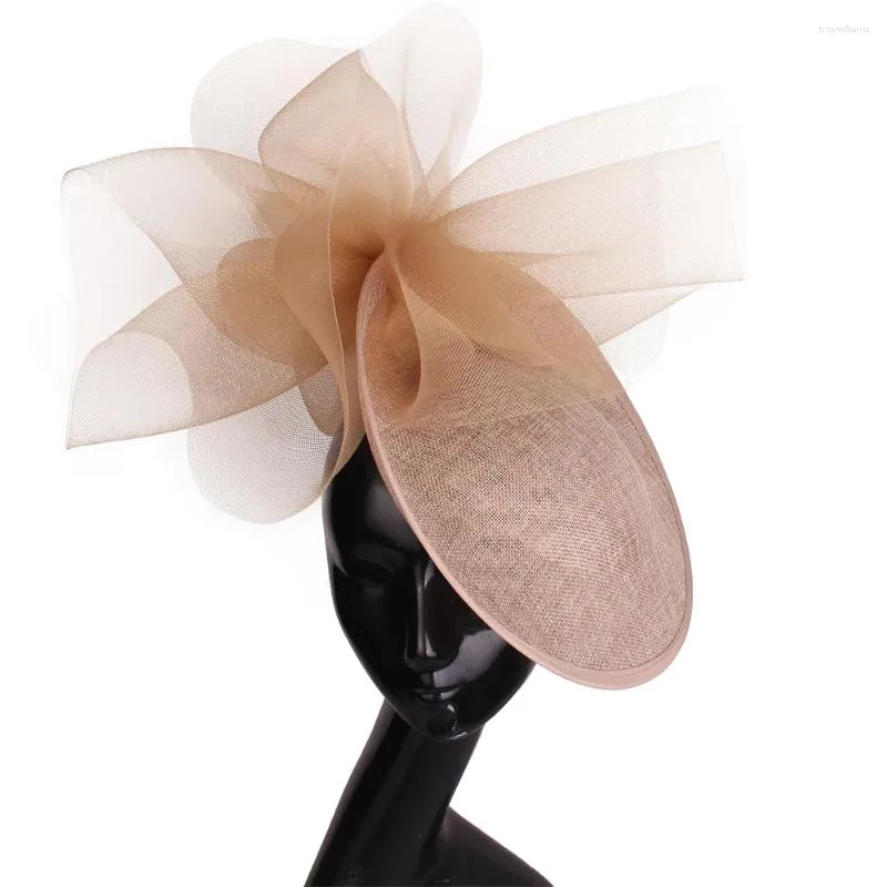 Basker khaki stor fascinator hatt brud bröllop huvudstycke party chapeau cap med hår stift damer mesh ras tillbehör