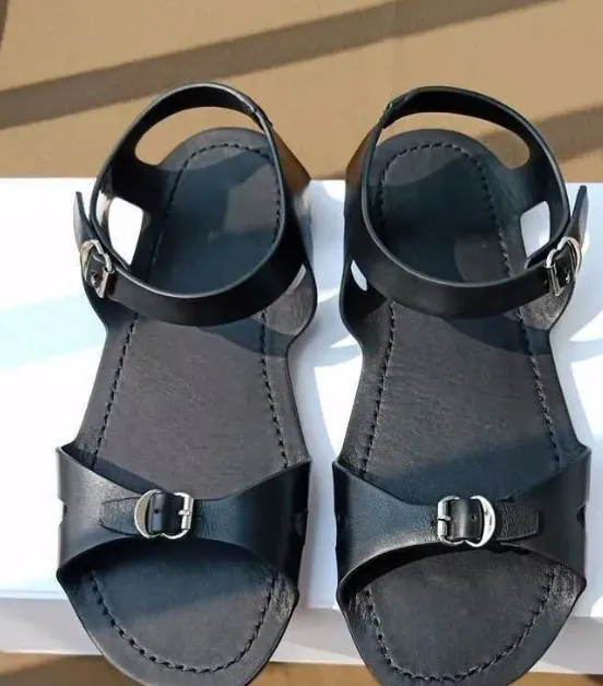 고급 하드 제품 플랫 신발 여성의 여름 스냅 오픈 발가락 샌들