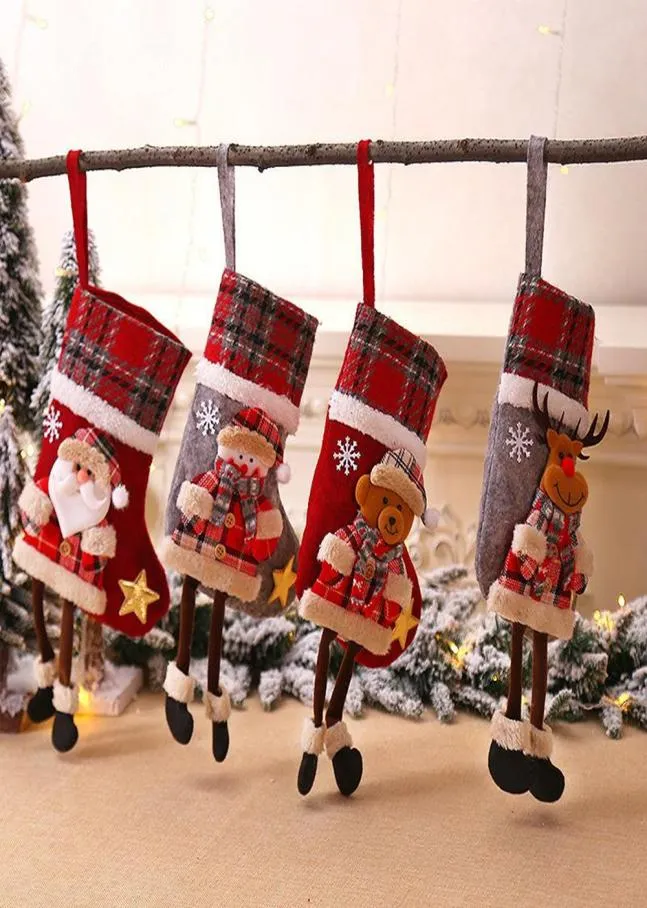 جوارب عيد الميلاد منقوشة الزخرفة شجرة عيد الميلاد كرتون الدمى المعلقات سانتا كلوز الموقد المعلقات لطيف عيد الميلاد 6323571