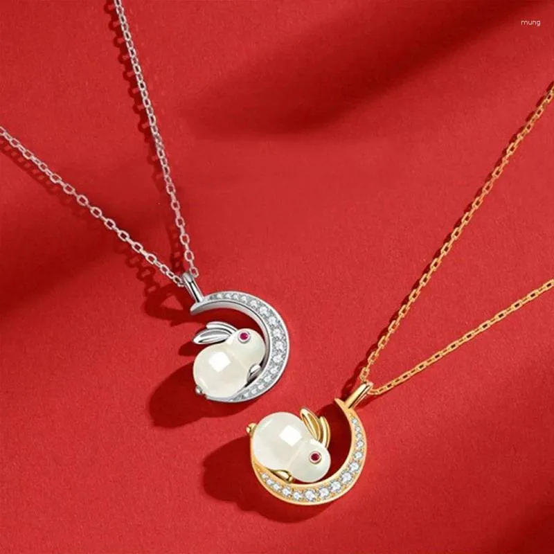 Pendant Necklaces Imitation Hetian Jade Moon Gild Necklace 2024 Chinese Zodiac Hare Animal Transshipment Gift Girl