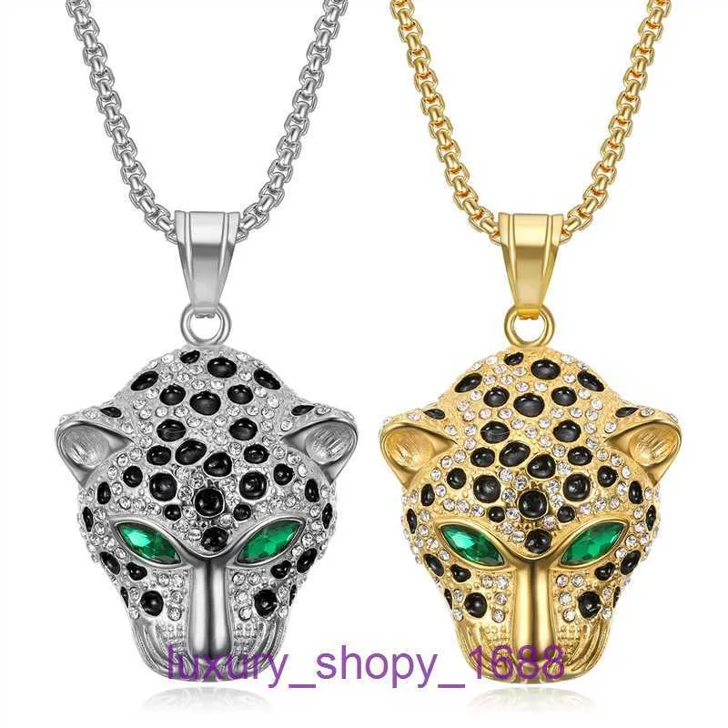 Autoreifen-Amulett-Halskette, luxuriöser feiner Schmuck, trendiger Hip-Hop-vergoldeter Volldiamant-Anhänger mit braunem Augen-Leopardenkopf, mit Originalverpackung