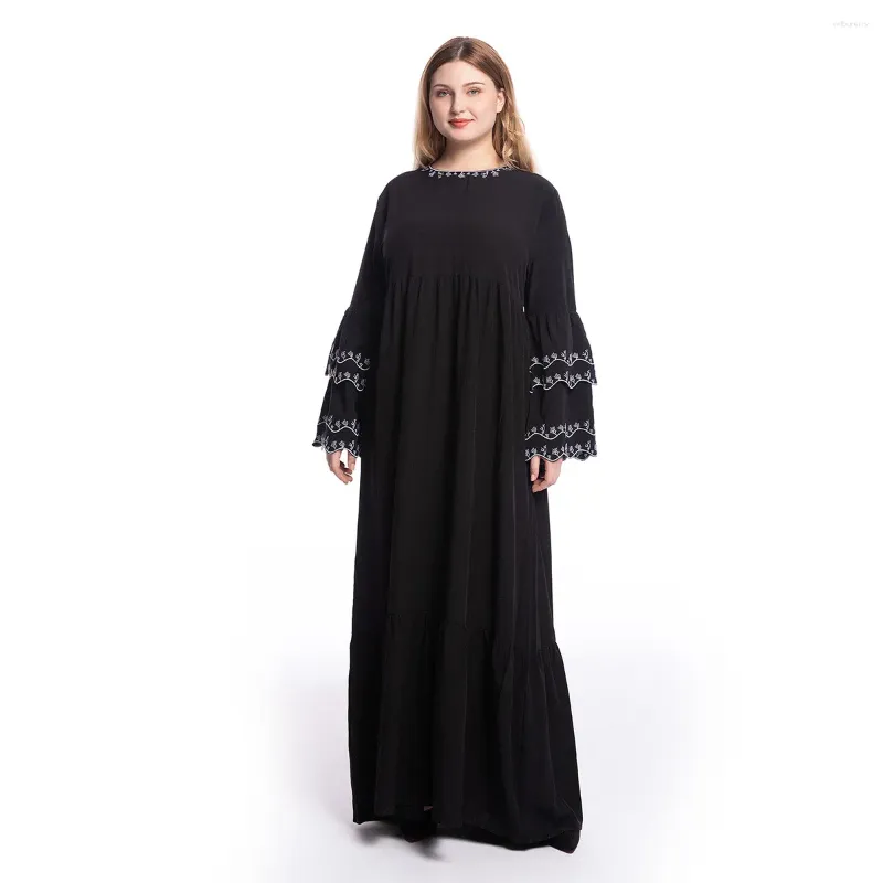 Vêtements ethniques Robe de femme musulmane à manches pétales Plus Taille Longue Broderie Slim Fit Mode Abaya