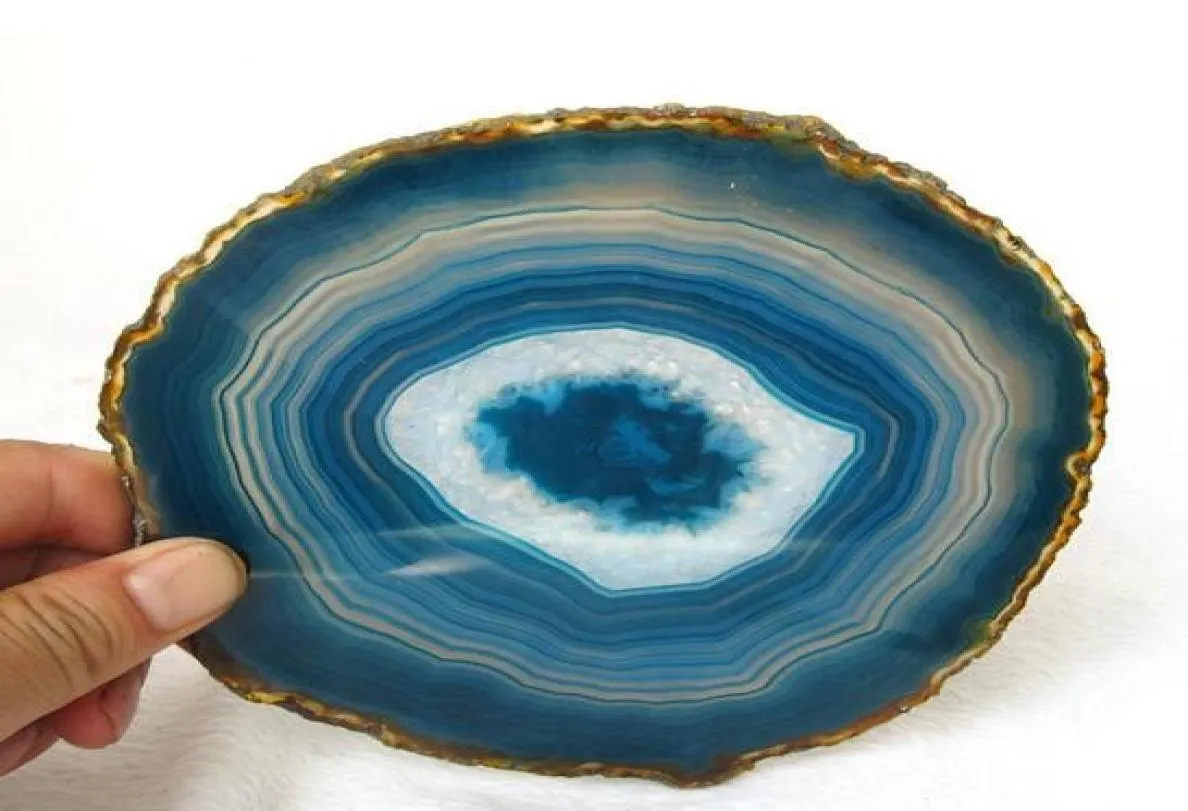 Belle tranche d'agate bleue naturelle cicatrisant les pierres et minéraux naturels pour cadeau de noël 1550493