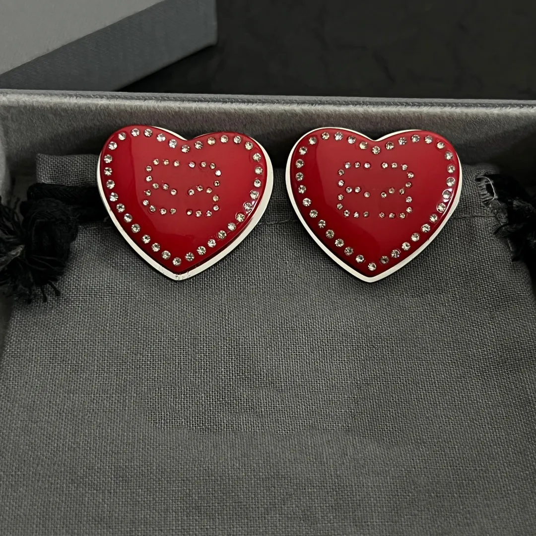 Модные ретро черные и красные серьги с эмалью в виде буквы ЛЮБОВЬ, серьги для женщин и мужчин, дизайнерские ювелирные изделия, элегантные серьги E59