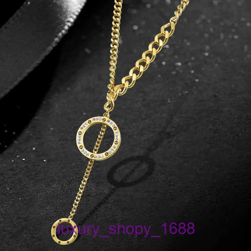 Pendant Necklace Car Tires's Collar Designer Jewelry Korean Geometric Double Layer Edition Gold Circle med mångsidig metallstil med originallåda