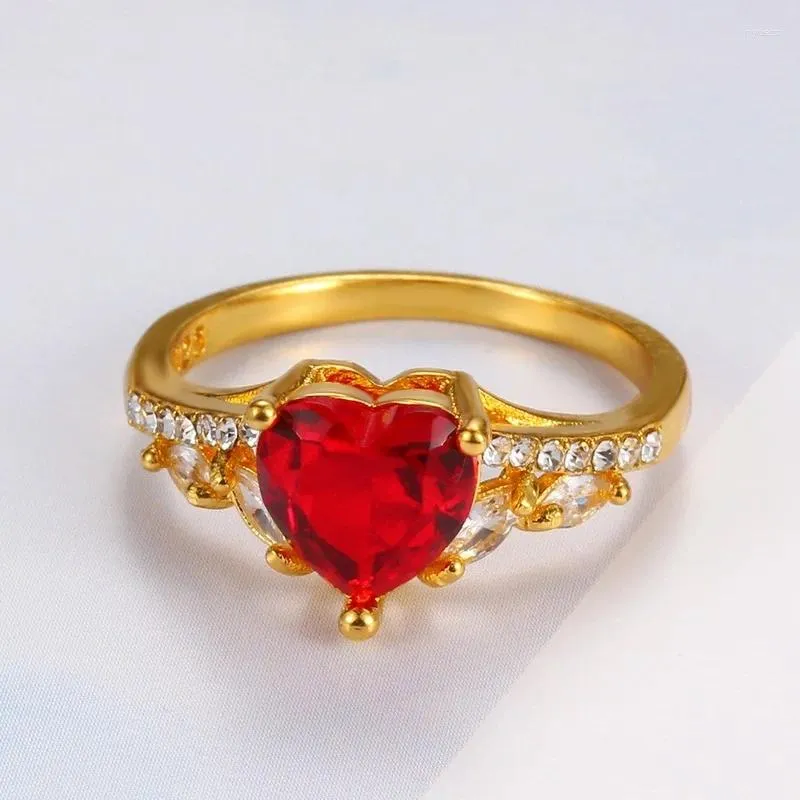 Bagues de cluster Simple Coeur Cristal Bague Pour Femmes Femelle Mignon Doigt Romantique Cadeau D'anniversaire Petite Amie Mode Zircon Pierre Bijoux