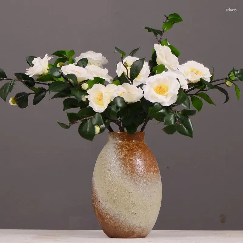 Branche de fleurs artificielles décoratives avec fausses feuilles, camélia élégante en soie, décoration de Table de mariage pour la maison, salon