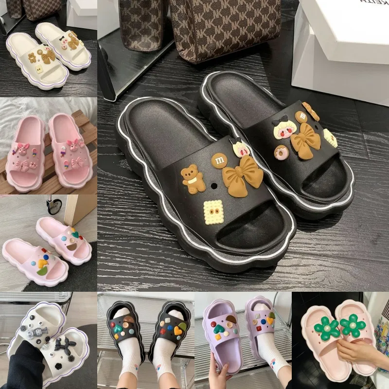 Femmes Sandales tissées de paille Sandales Slip on Céde Fashion Beach Mule Mule Brand Tongs Casual Slides Chaussures Platform Platform Caoutch Rubber