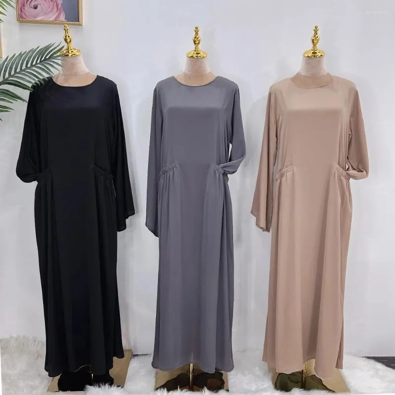 Vêtements ethniques Moyen-Orient Turquie Dubaï Couleur unie Robe de grande taille Robe traditionnelle musulmane Robes pour femmes