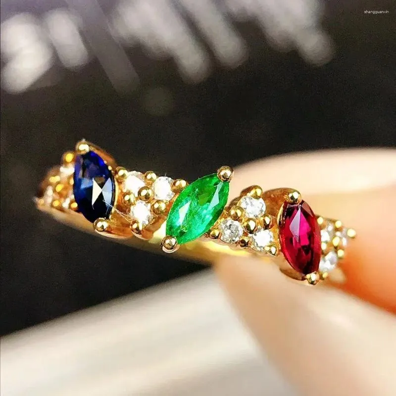 Cluster Rings JY2024 No.3408 Pure 18k Gold Natural Ruby Sapphire Emerald ädelstenar 0,43CT Kvinnors bröllopsdiamanter fina