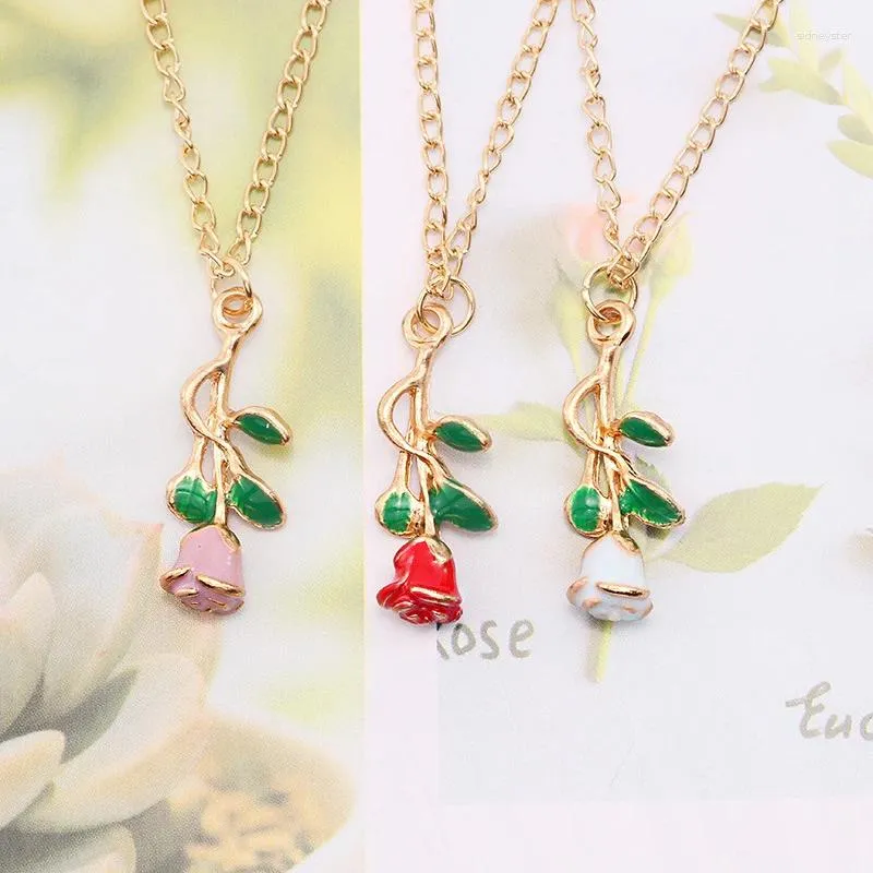 Anhänger Halsketten Kreative Romantische Weibliche Rose Halskette Charmante 3-Farben Frauen Party Zubehör Mode Valentinstag Schmuck Geschenk