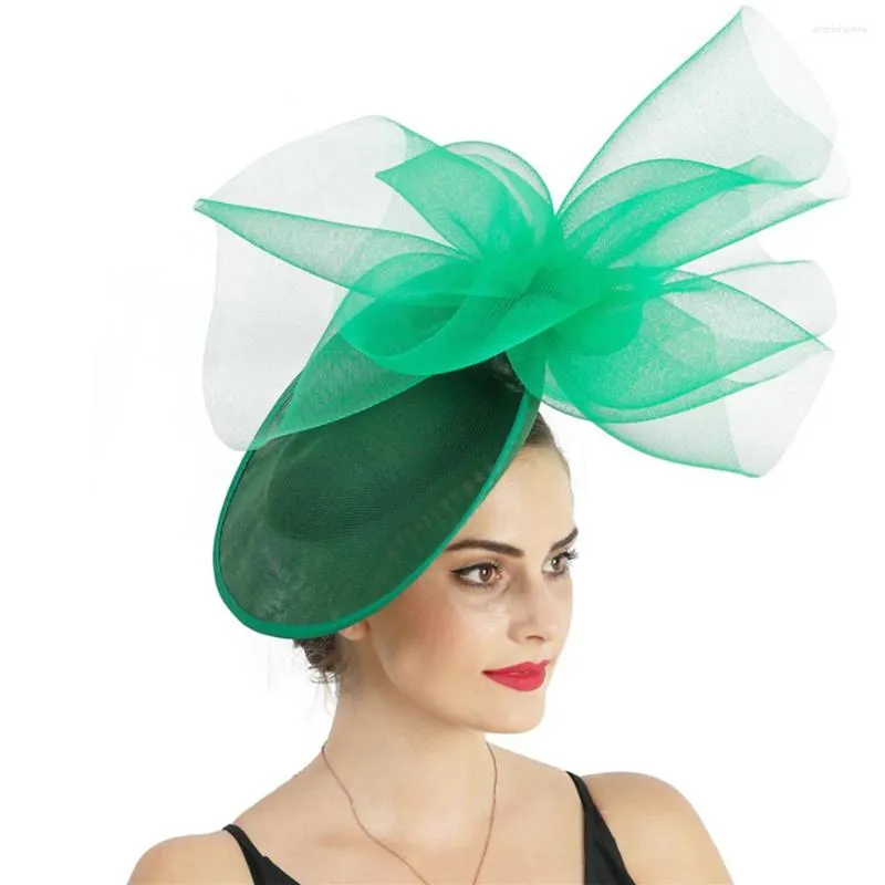 Bérets fascinants pour femmes, chapeaux de Festival de courses de chevaux, casquette de pilulier, chapellerie de mariage, robe de soirée de Cocktail et de thé, Fedoras