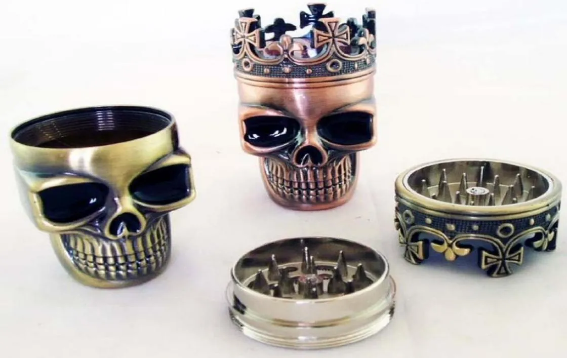 Acessórios para fumar Metal King Skull Tobacco Herb Grinder 3Part Spice Crusher Hand Muller Moedores de Plástico Magnético com Sifter2370021