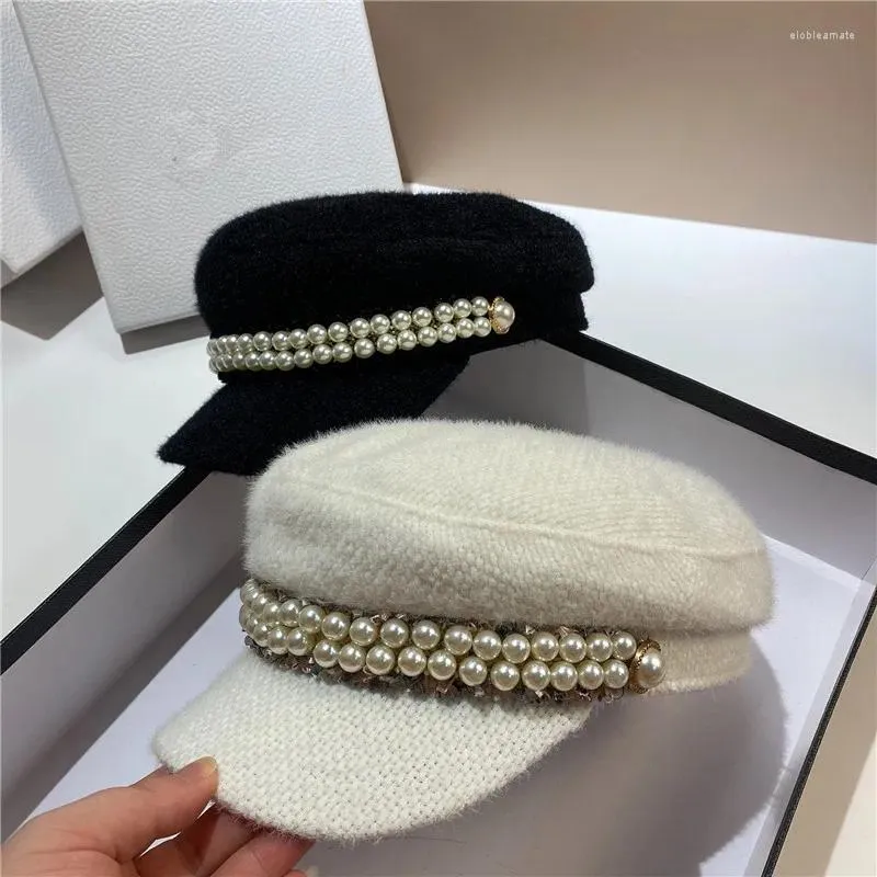 Bérets 202401-shi Chic Ins hiver Imitation fourrure perle ruban bouton mode dame octogonale chapeau femmes visières casquette