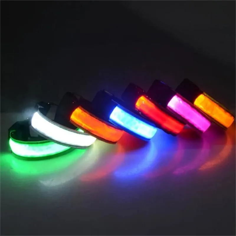 Nuovo Led Braccialetto luminoso Clip scarpe Zaino Clip di luce Multi-funzionale Mini Spia di sicurezza Night Running Camping D2.5