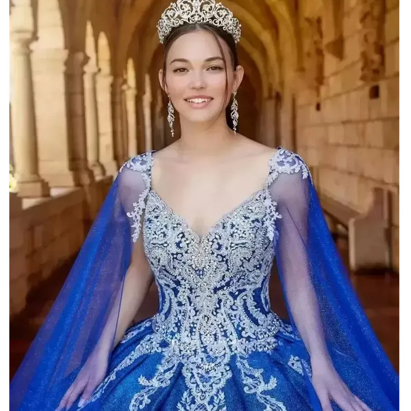 Koningsblauw Quinceanera Jurken vestido de debutante para 15 anos Koningsblauw met Cape Kant Applique Pailletten Mexicaanse Meisjes XV Pageant Toga YD