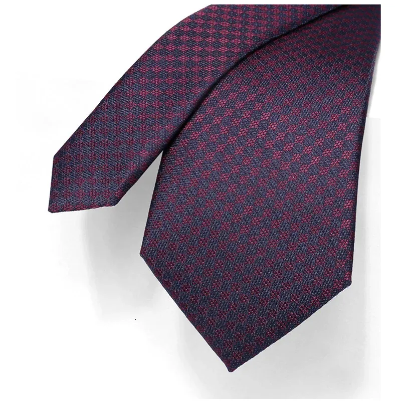Marque de luxe rouge foncé cravate à carreaux pour hommes 8CM mariage affaires mode robe costume soie Polyester mâle cravate avec boîte-cadeau 240109