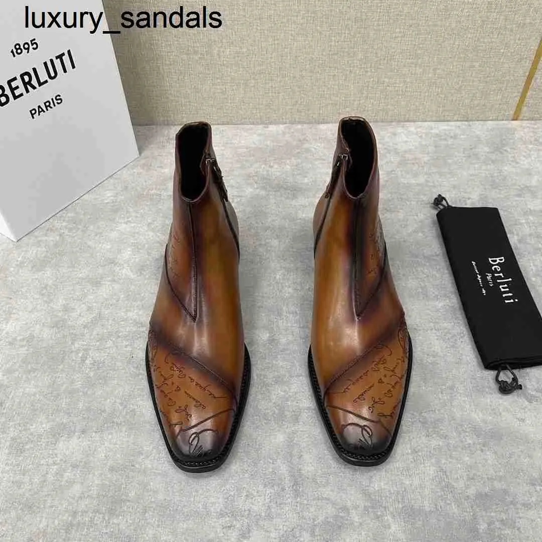 Berluti Scarpe da lavoro in pelle Oxford Pelle di vitello fatte a mano Stivali da gentiluomo britannico spazzolati di alta qualità Stivali Chelsea con motivo Scrittowq