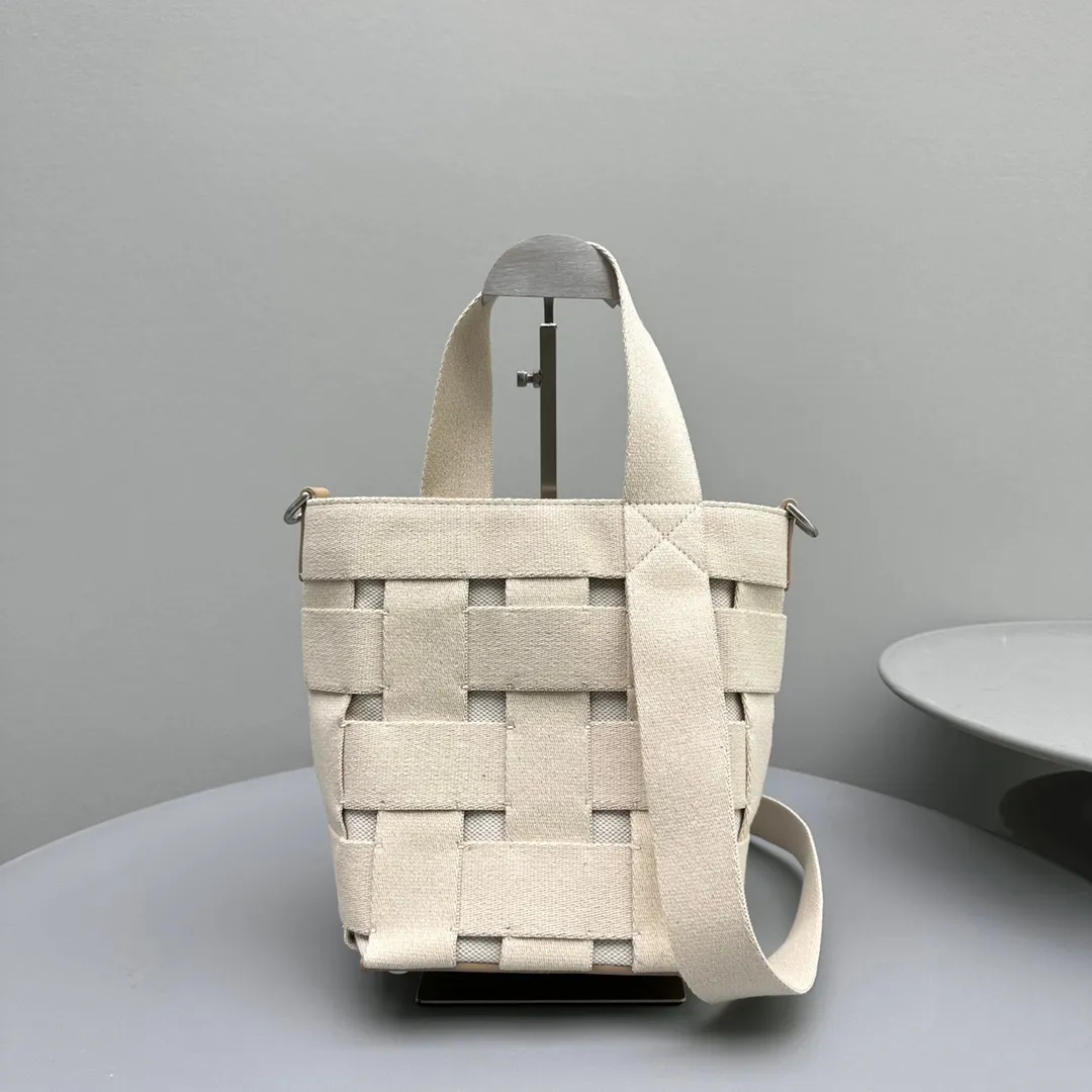 2024 Designer Tote Bag For Women Handbag Fashion Small Canvas Crossbody Shopping Mirror Quality Bucket Bag White Tote Bag With Box From 318 52 DHgate