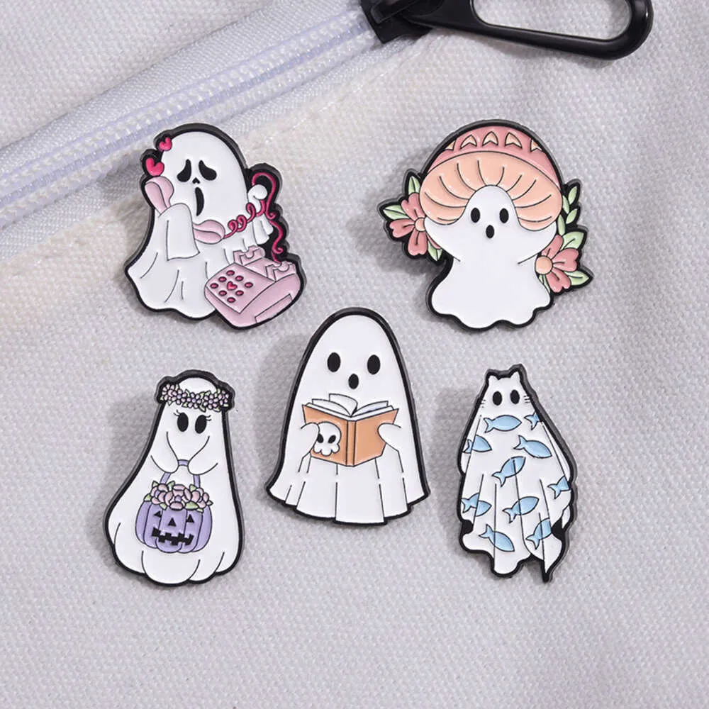 Halloween Cute Ghost Brooch Pin Set - 2pcs Cartoon Ghost Badges For Lapel, Jacket, Or Bag - View #8