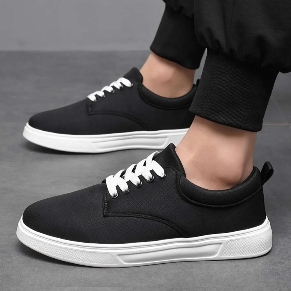 Plus Size 39-47 Masowe czarni mężczyźni Casual Sneakers Knit Drechbleble Męskie Sportowe Buty Atletyczne dla mężczyzny