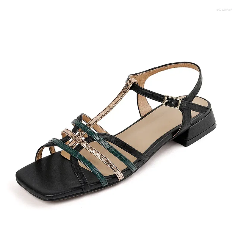 Sandalet gerçek deri kadınlar düşük topuklu yaz bej siyah kare ayak parmağı sandal moda desen bayan ayak bileği kayış parti ayakkabı