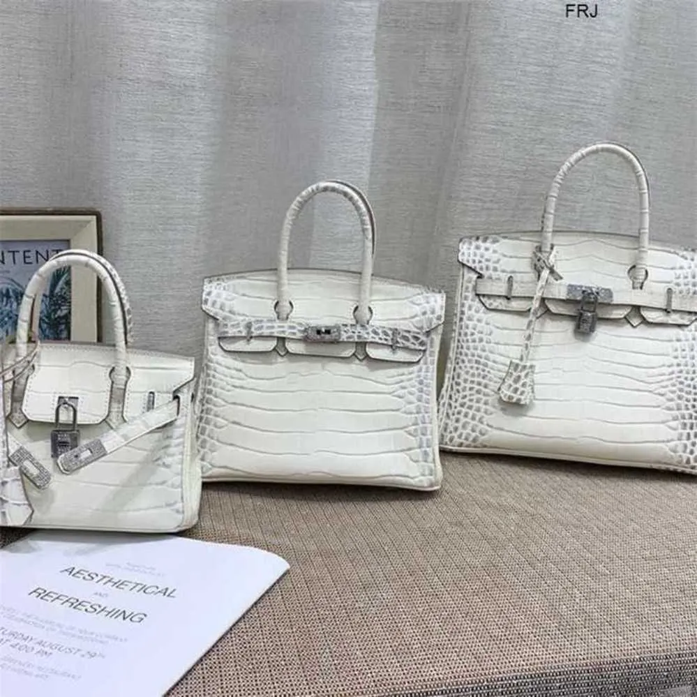 Designer Bag Himalayans handväskor Diamond Buckle Bag Läder Tote Högkänslig kvinnor Vit krokodilmönster Inlai Zbtd