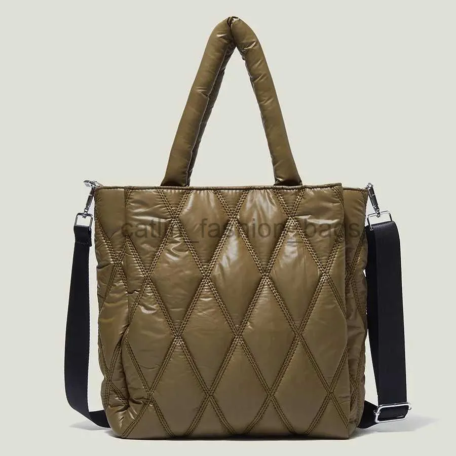 ショルダーバッグデザイナーブランドLingge Quilted Padded Large Tote Nylon Women Handbags Luxury Down Cotton Shourdled Crossbody Bag