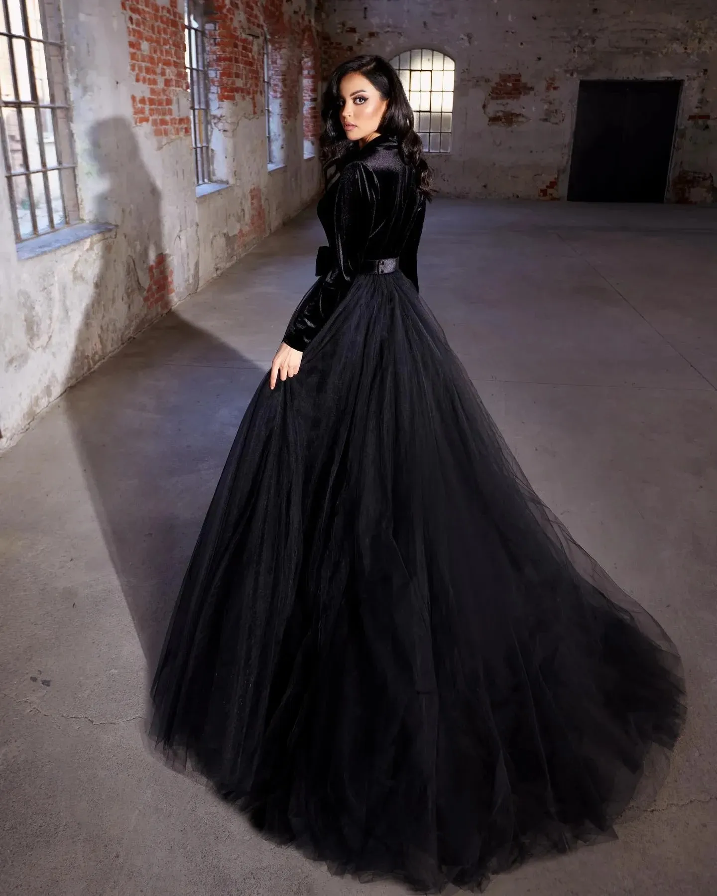 Elegant Black Gothic Tulle Evening Gown With Plunging V Neck And Long Sleeves Perfect For Formal Events And Parties From Donnaweddingdress17 117.07 DHgate.Com