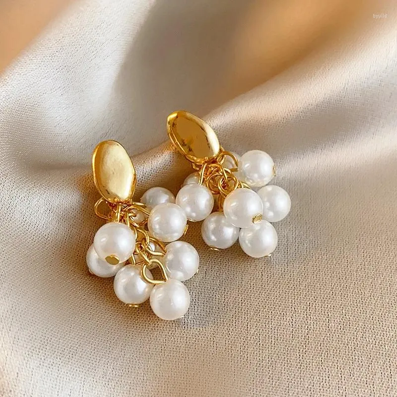 Orecchini pendenti con ciondolo a forma di corda d'uva con perle vintage francesi per gioielli di lusso dal design da donna o da ragazza 2024