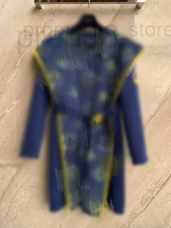 Cappotto in lana nuovo autunno/inverno da donna in misto lana L designer nei colori giallo e blu JYSC