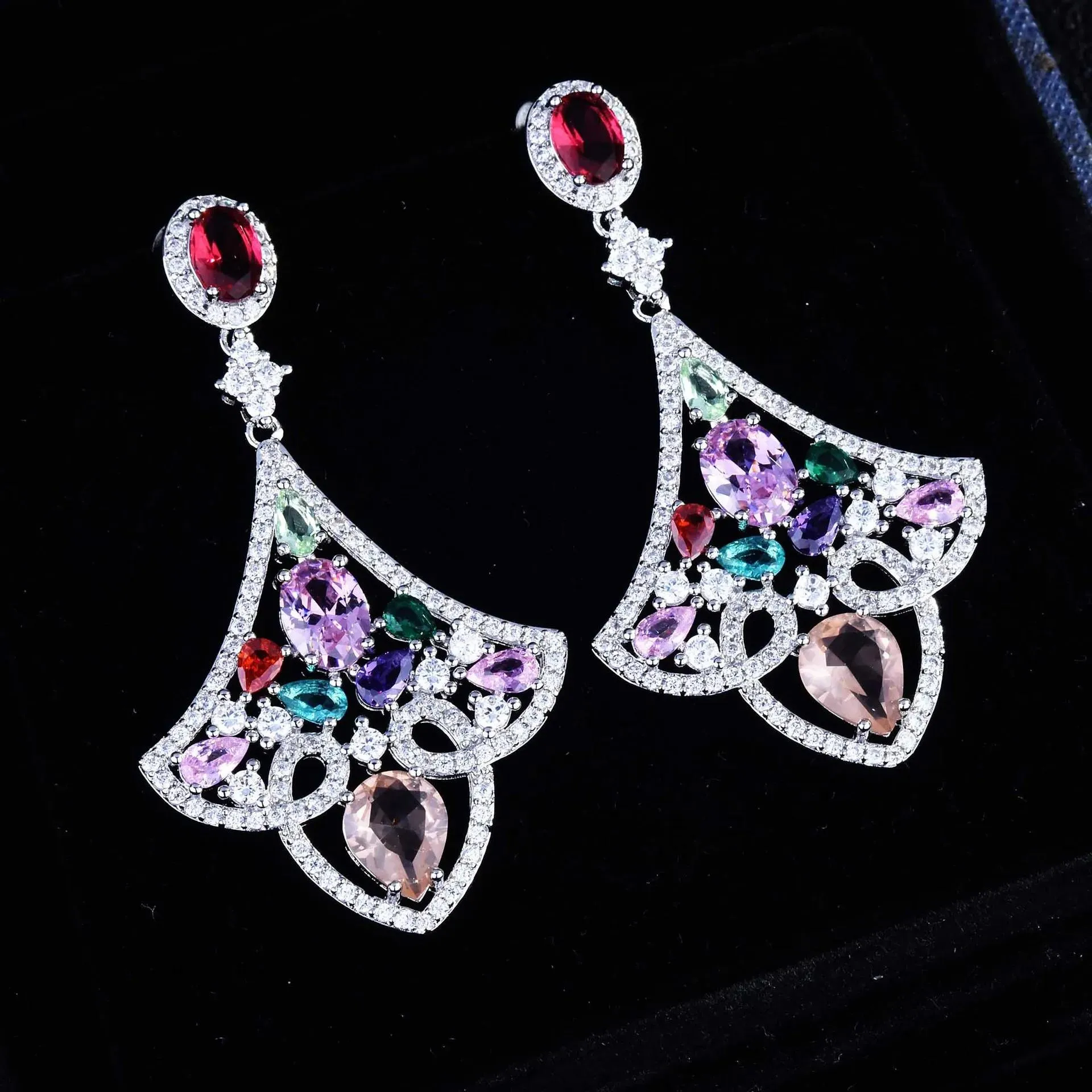 Earrings New Design Ladies Bohemia Dangle Earring Delicate Sparkly Multicolor Zircon Drop Earrings Silver Color Ethnic Jewelry