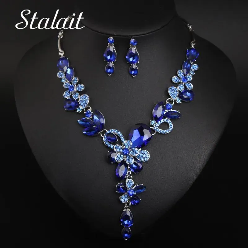 Sets Luxe Big Blue Water Drop Flower Crystal Bruidal Sieraden Sets Women Statement Gold Color Necklace oorbellen ingesteld voor bruiloft