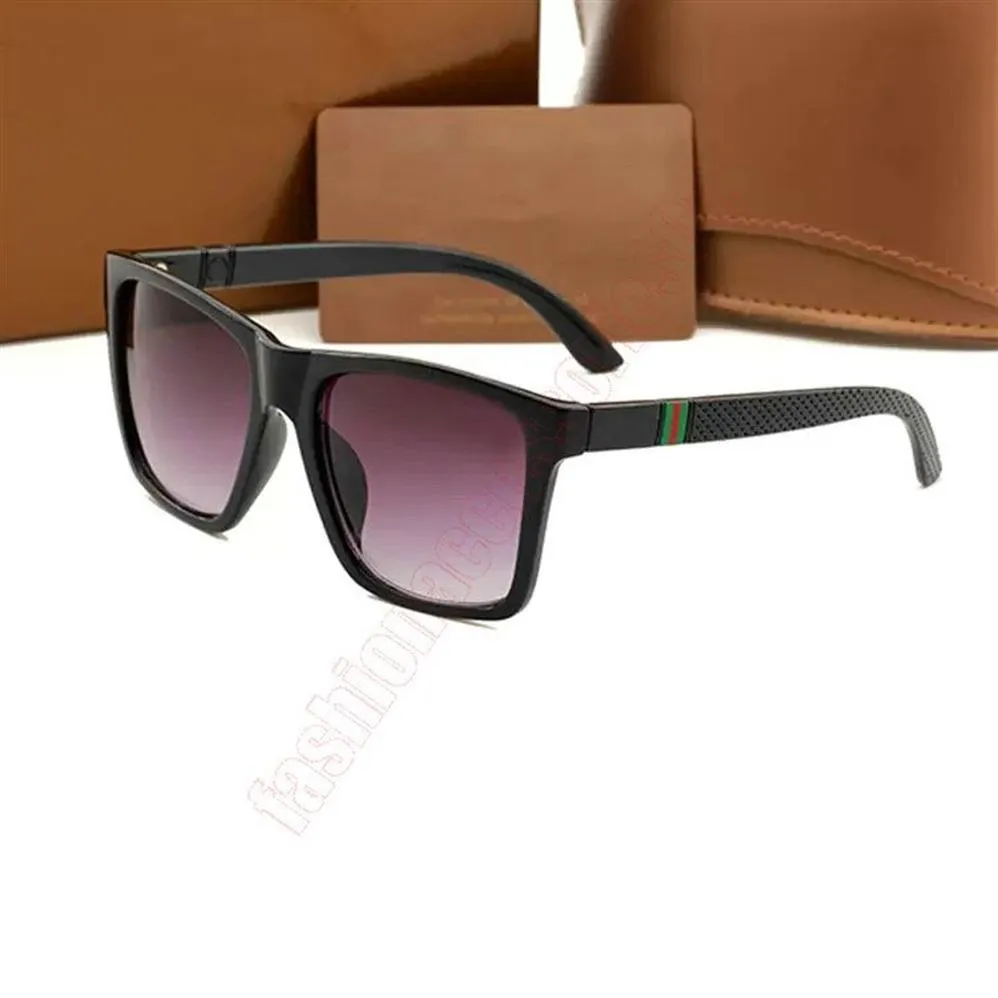 2022 Brand Designer Square Rectangular Frame Solglasögon Högkvalitativa solglasögon Kvinnor Män Glasögon Womens Sun Glass med Web UV400 173X