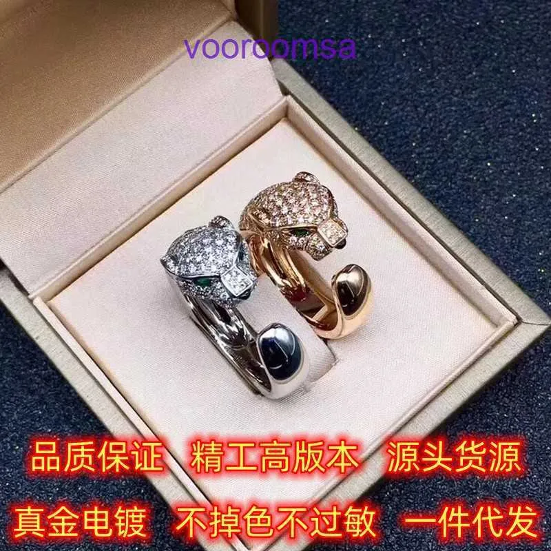 Högkvalitativ Carter 18K Gold Holiday Gift Ring Jewelry Edition S925 Pure Silver Card Home Green Eye Diamond Leopard Head 18k Rose Open med originallåda