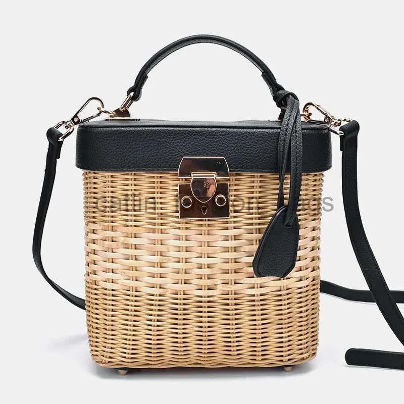 Torby na ramię skórzany pasek na pojedynczy ramię w torbie crossbody ręcznie robiona moda naturalna tkana okrągła rattan torebka