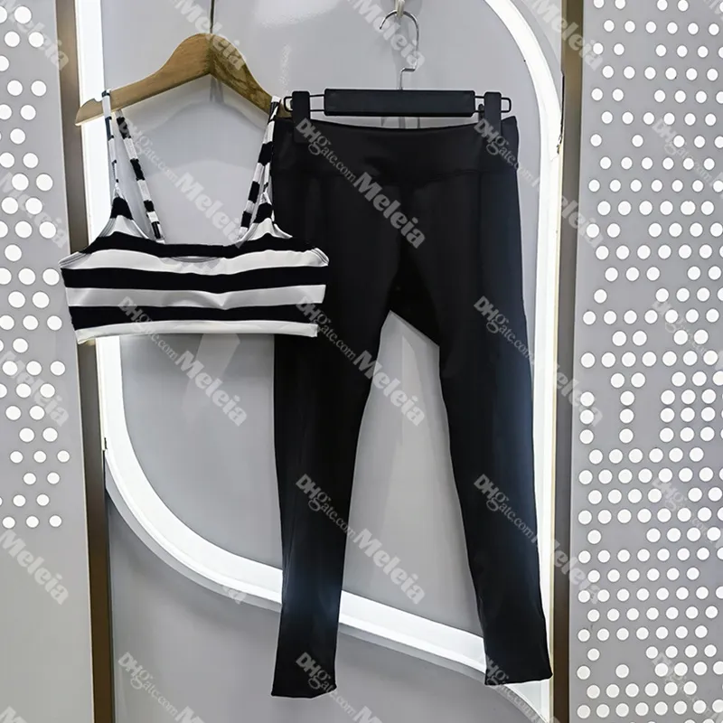 Projektanta dresowe dresowe kamizelki kamizelki legginsy sportowe luksusowe drukowanie damskie topy rajstopy na siłowni fitness Outifts