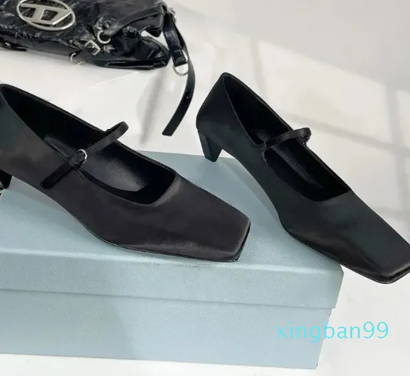 Sapatos de vestido est primavera verão conciso quadrado toe bombas de seda mulheres cor sólida fivela decoração cone salto na moda