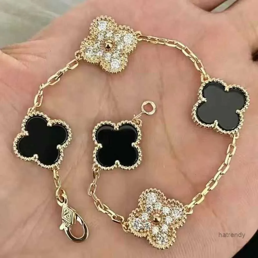 Van Clover Bracelet bijoux de créateur Bracelets en or Rose pour femme luxe argent quatre feuilles breloque Bracelet avec boîte Nvv2