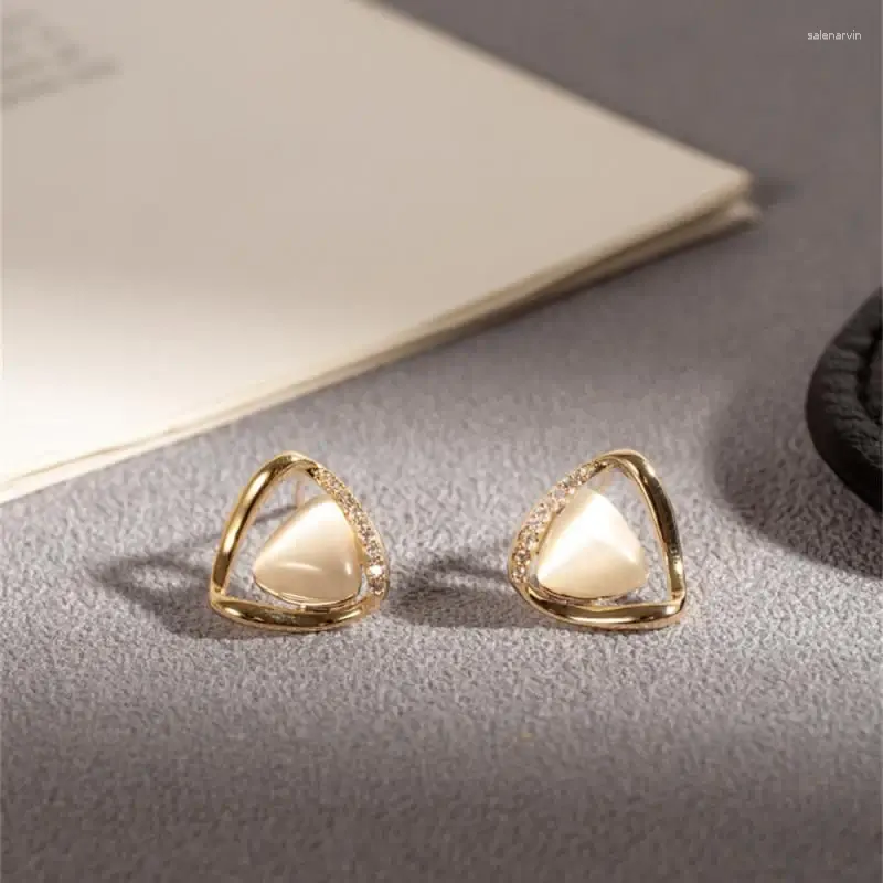 Stud Earrings Versatile Modern Unique Eye-catching Fashionable Classic And Minimalist Style Daily Wear Temperament