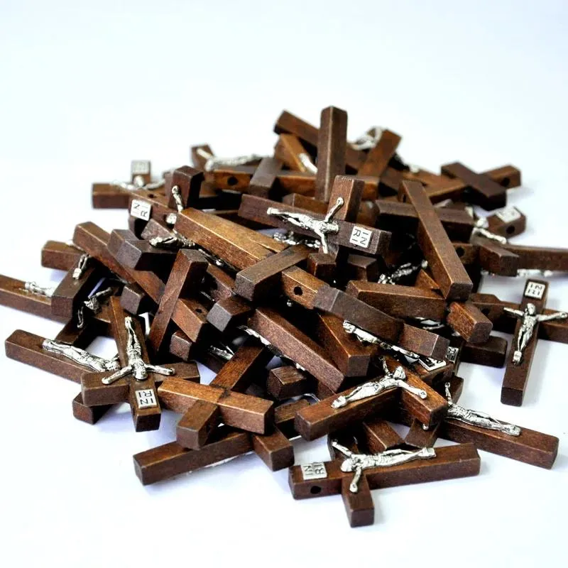 Necklaces 100 Pcs New Wood Jesus Cross Pendant Charms Christian Catholic Believers Faith Ornaments Jewelry Lots Lr4100