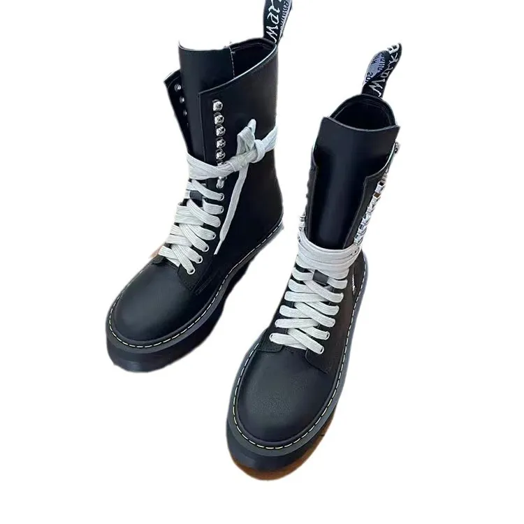 Kadın tasarımcı ayak bileği botları deri Martin Boots 2023 Sonbahar ve Kış Yeni Kalın Soldu All-Melch İngiliz Tarzı Motosiklet Botları