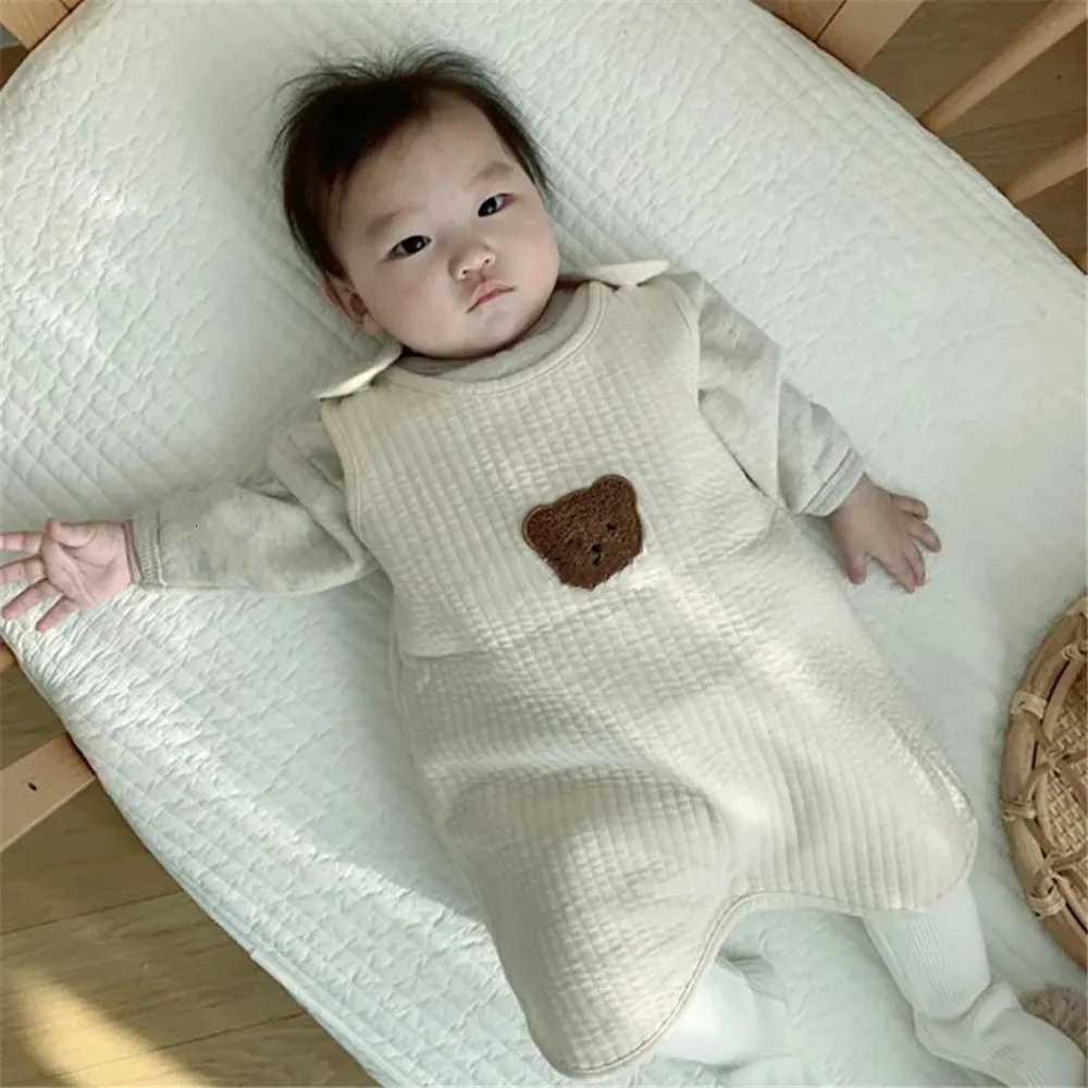 Koreanischer Stil Baby Schlafsack Bären Babys Sleepingacks Nachtwäsche für geborenes Jumpsuit Kleinkind Kinder Kleidung Jungen und Mädchen geboren 240111