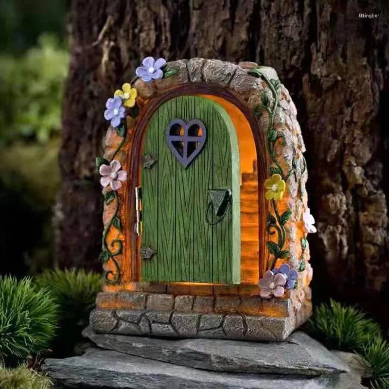 Trädgårdsdekorationer Fairy Gnome Door Figures ELF Hemma träkonstträd Skulptur Statyer Prydnad utomhusdekoration